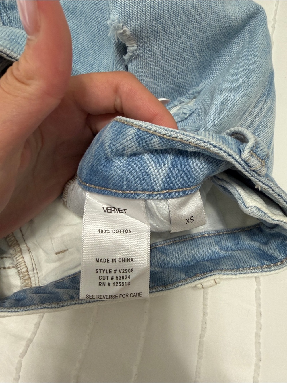 Two-Tone Distressed Denim Shorts - White & Light Blue - Picture 4 of 4